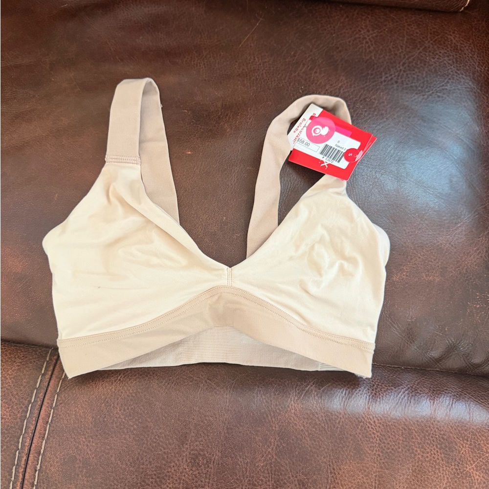 SPANX Light Beige Wireless Comfort Bra